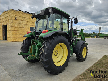 Farm tractor John Deere 5100 R: picture 5