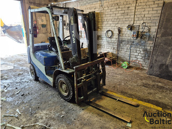 Diesel forklift TCM