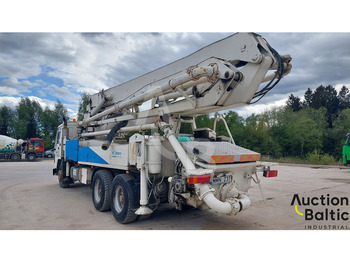 Stationary concrete pump Volvo FL10: picture 4