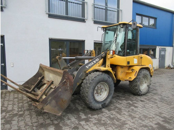 Wheel loader Volvo L 30 B: picture 2