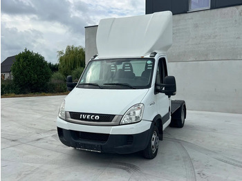 Tractor unit IVECO Daily