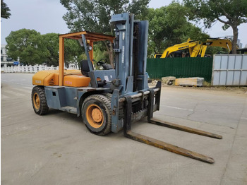 Forklift TCM FD100: picture 5