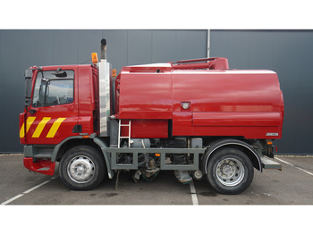 Leasing of DAF 65.180 ATI STREET SWEPER RH DRIVE MANUAL GARBOX 96.000KM DAF 65.180 ATI STREET SWEPER RH DRIVE MANUAL GARBOX 96.000KM: picture 1