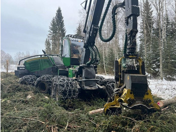 Forestry harvester John Deere 1170G: picture 2