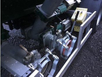Fertilizing equipment Rhinox GÜLLEZUBRINGER LKW AUFLIEGER: picture 4