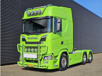 Tractor unit SCANIA S 770