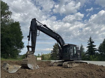 Crawler excavator HITACHI ZX225USLC-6