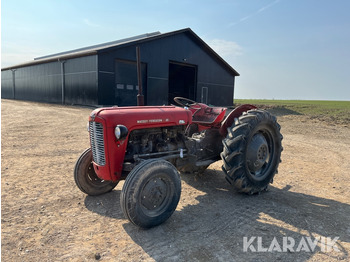 Farm tractor MASSEY FERGUSON