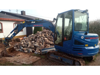 Excavator TAKEUCHI