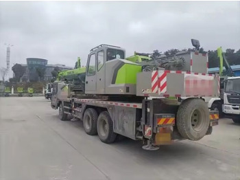 Mobile crane Zoomlion ZTC250-1: picture 5