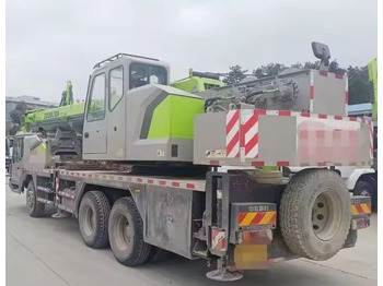 Mobile crane Zoomlion ZTC250-1: picture 4