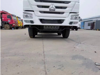 Tipper SINOTRUK HOWO 8*4 DUMP TRUCK: picture 4