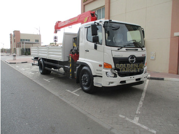 Crane truck HINO