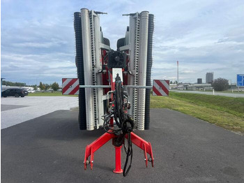 Tedder/ Rake R9 profi Type 820: picture 2 Tedder/ Rake R9 profi Type 820: picture 2