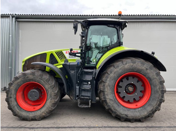 Farm tractor Claas Axion 950: picture 4