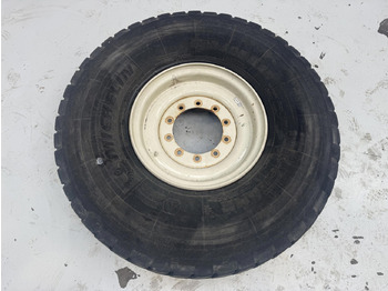 Wheel and tire package MICHELIN