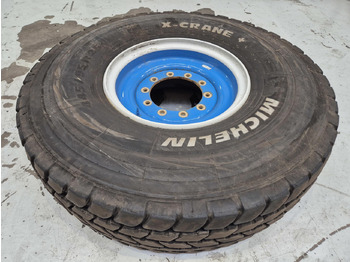 Wheel and tire package MICHELIN