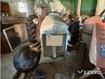 Farm tractor MASSEY FERGUSON