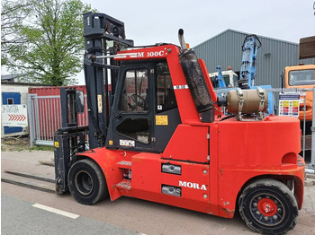 LPG forklift