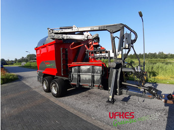 Wood chipper GREENTEC