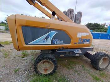 Telescopic boom XCMG Official Second Hand Man lift Boom XGS20K 20m Diesel Straight Arm Boom Lift Price: picture 2