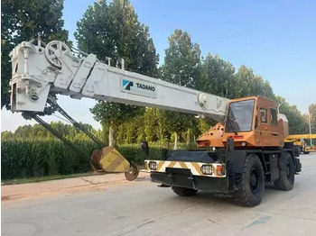 Rough terrain crane TADANO