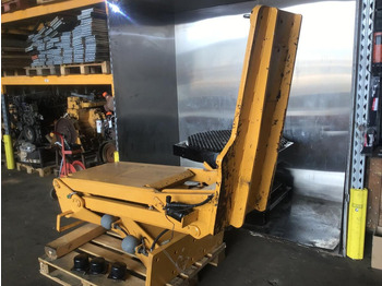 Cab and interior LIEBHERR