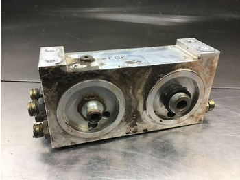 Engine and parts Liebherr Filter Bracket: picture 3