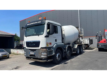 Concrete mixer truck LIEBHERR