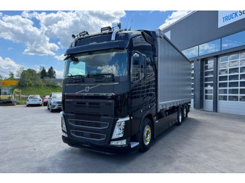 Curtainsider truck VOLVO FH 540