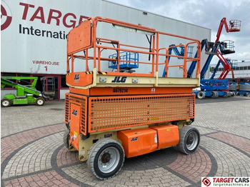 Scissor lift JLG
