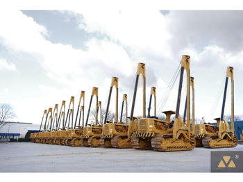 Pipe layer CATERPILLAR