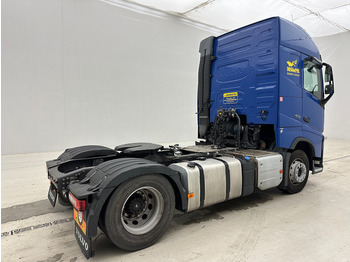 Tractor unit Volvo FH 420 Globetrotter - ADR: picture 5 Tractor unit Volvo FH 420 Globetrotter - ADR: picture 5