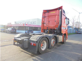 Tractor unit Mercedes-Benz Actros 2645 EUR6 6X2: picture 5