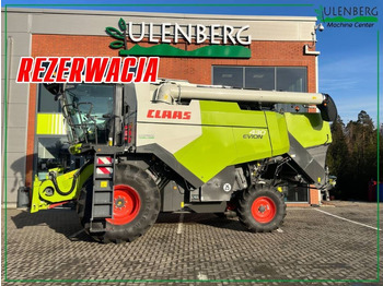 Combine harvester CLAAS