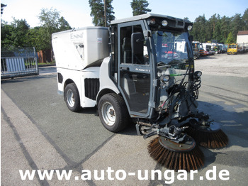 Road sweeper KÄRCHER