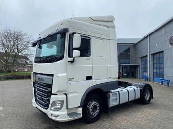 Tractor unit DAF XF 106 460