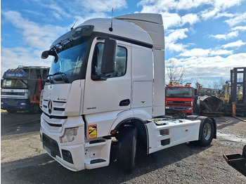 Tractor unit MERCEDES-BENZ Actros 1845