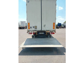 Curtainsider truck Renault Midlum 280 dxi: picture 4 Curtainsider truck Renault Midlum 280 dxi: picture 4