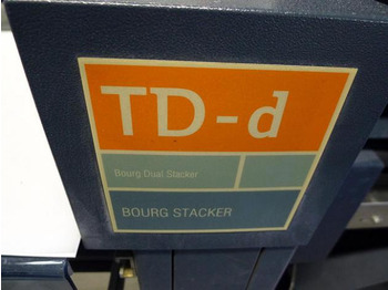 Printing machinery c. p. Bourg BDF booklet finisher: picture 5 Printing machinery c. p. Bourg BDF booklet finisher: picture 5