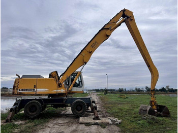 Waste/ Industry handler Liebherr 934: picture 4