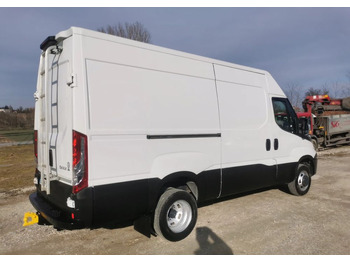 Panel van Iveco 35C13 Daily L3H2 bliźniak Klima 2.3-130KM 6-biegów Hak podwójne koła 35-130  L4H2: picture 5