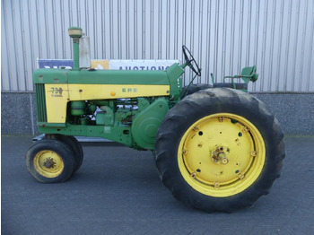 Farm tractor John-Deere 730: picture 4