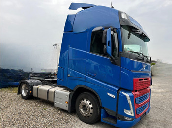 Tractor unit VOLVO FH 500