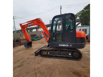 Mini excavator DOOSAN DH60-7