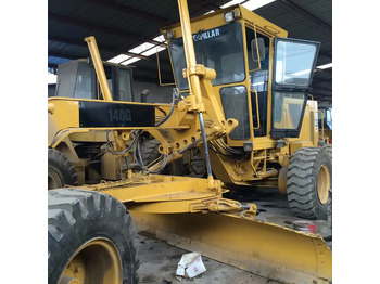 Grader CATERPILLAR 140G