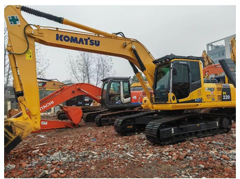 Crawler excavator KOMATSU PC220-8