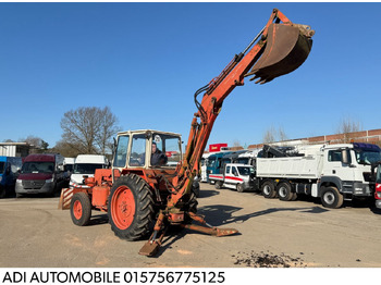Backhoe loader