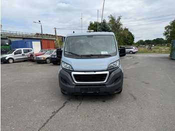 Flatbed van PEUGEOT Boxer