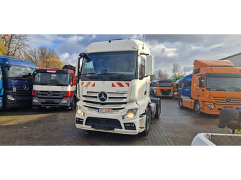 Tractor unit MERCEDES-BENZ